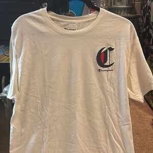 Champion men’s graphic tee.